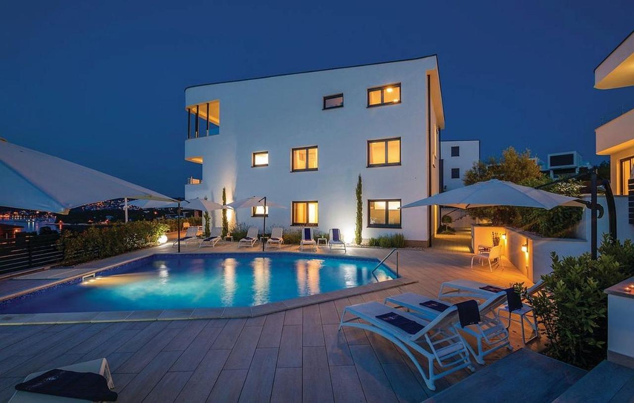 Villa Poseidon Rova By El-Pi Tours Малинска Екстериор снимка